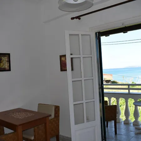Seasound Apartman Ájosz Sztéfanosz